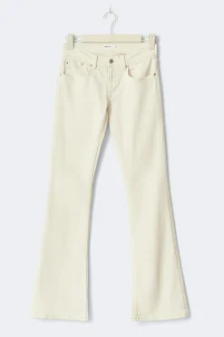 Ultra low tall bootcut jeans - Weiß - Dame - Gina Tricot