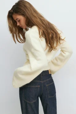 Wide sleeve knitted sweater - Weiß - Dame - Gina Tricot