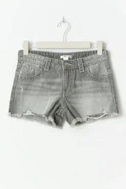 Y chunky embroidery shorts - Grau - Gina Tricot